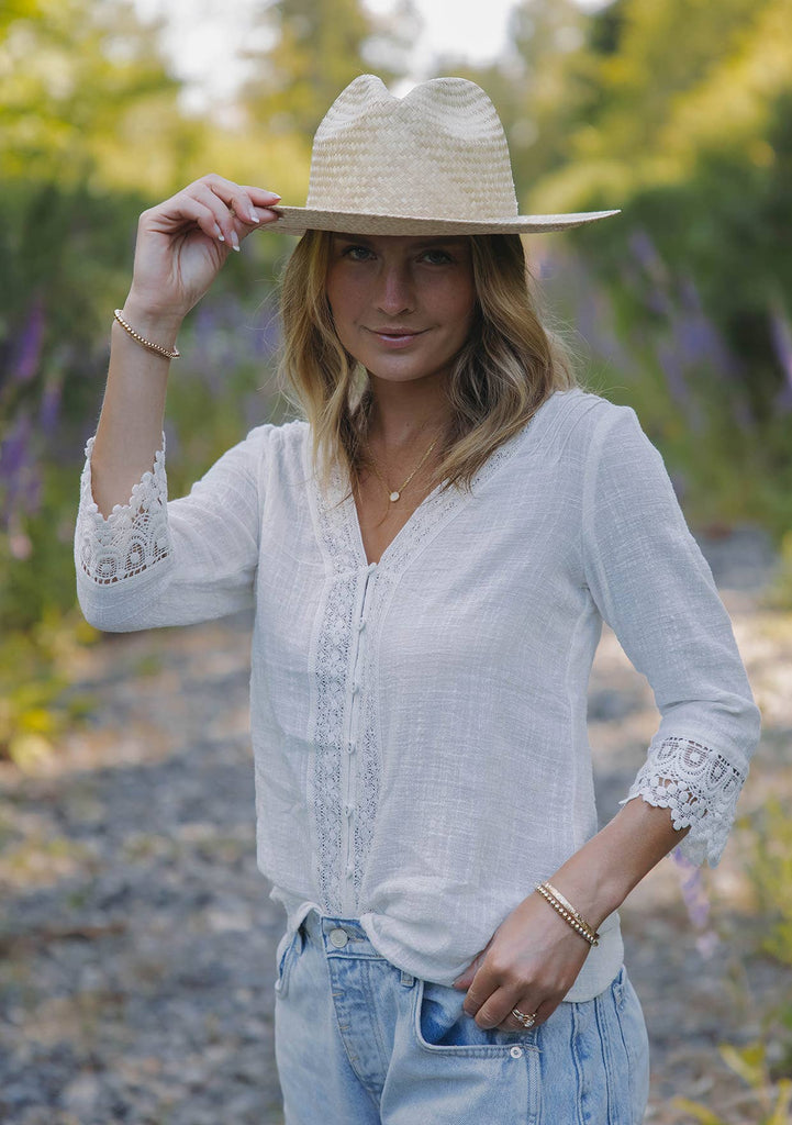 Ellie Sleeve V-Neck Button Down Blouse : Vanilla