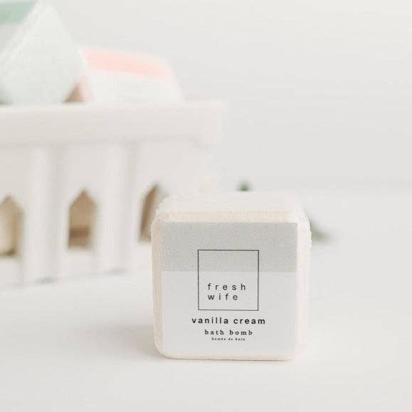 Vanilla Cream Bath Bomb