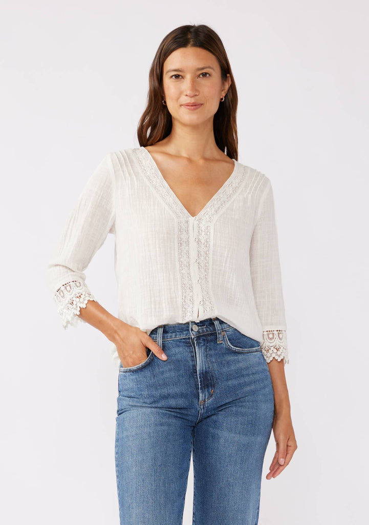 Ellie Sleeve V-Neck Button Down Blouse : Vanilla