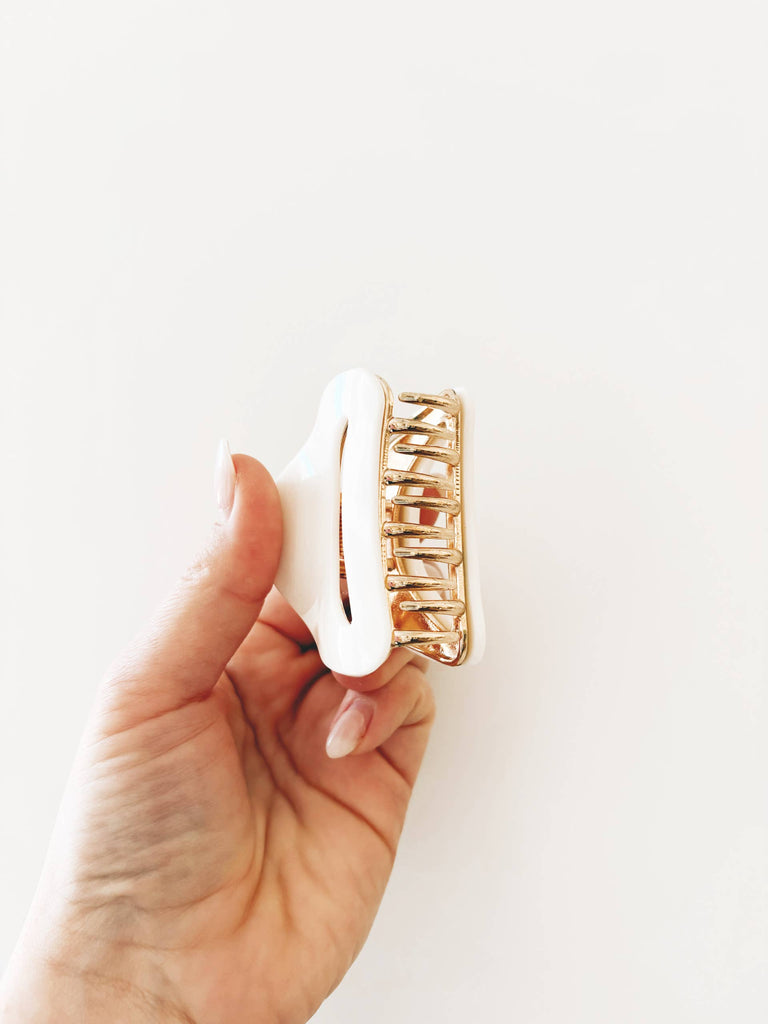 Retro and Gold Claw Hair Clip : Cream