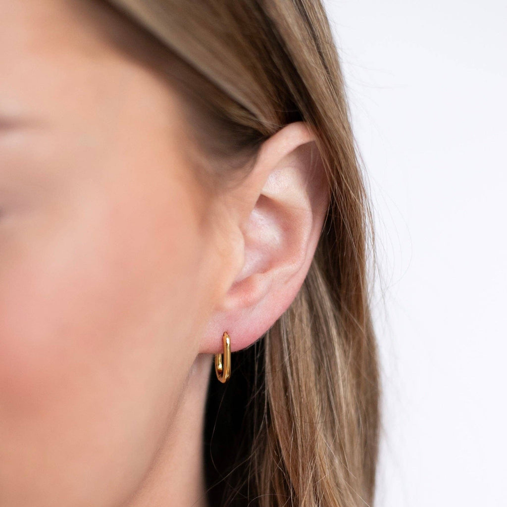 Dainty Oval Earrings: Gold