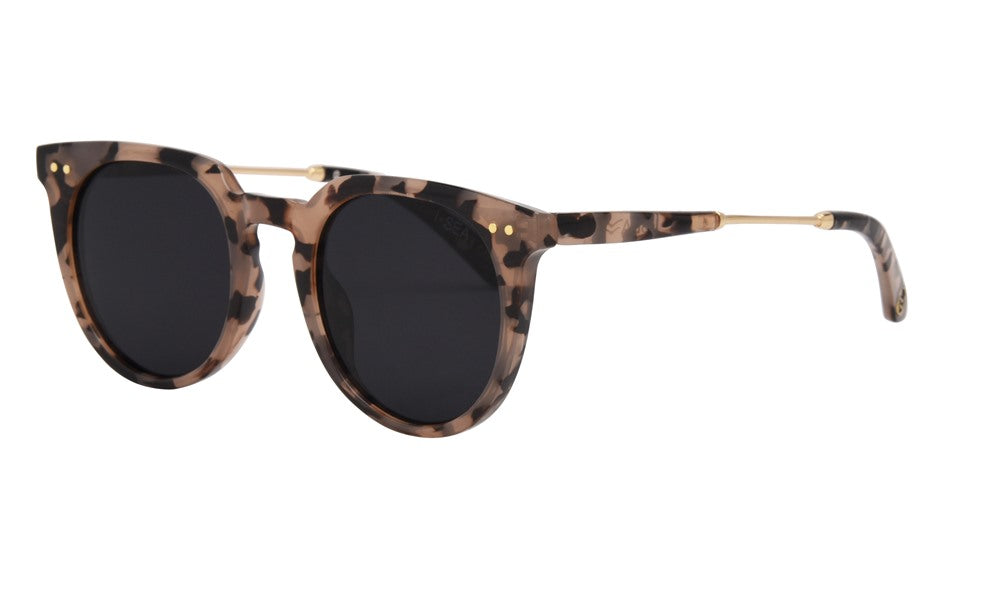 I-Sea Ella Blonde tort smoke polarized lens