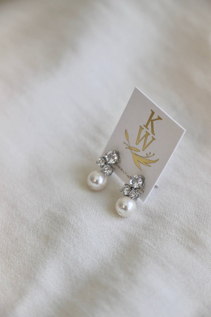 DAHLIA CZ PEARL STUDS: Yellow Gold