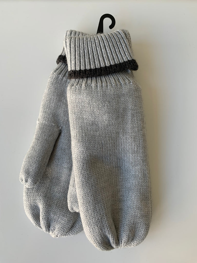Ladies simple knit mittens